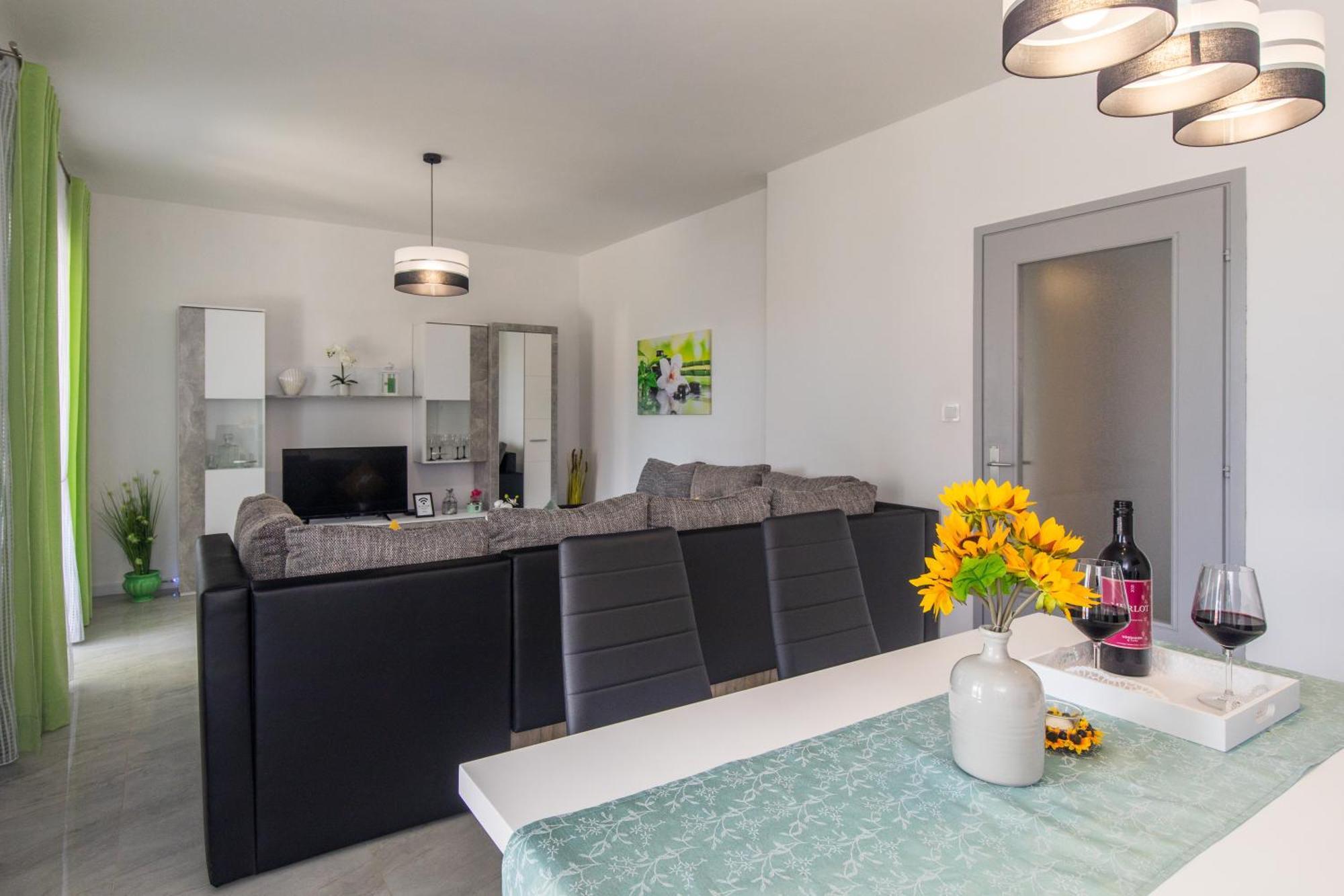 Apartment Tara With Seaview Đảo Krk Ngoại thất bức ảnh
